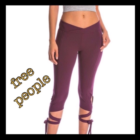 Free People Pants - 🔥NEW MARKDOWN🔥Free People Gray Tie Crop legging